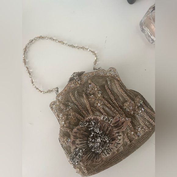 Larisa Barrera Cream Floral Evening Bag - Picture 3 of 13